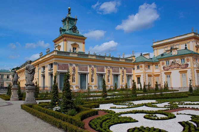 Wilanow Royal Palace : SMALL GROUP /inc. Pick-up/ - Seasonal Reasons to Return
