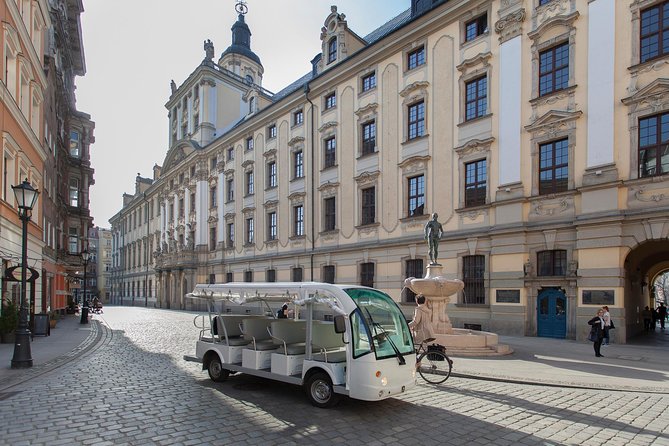 Wroclaw, 1- hour or 2-hours Group Tour by Electric Car - Comfort in rain, cold, and summer heat