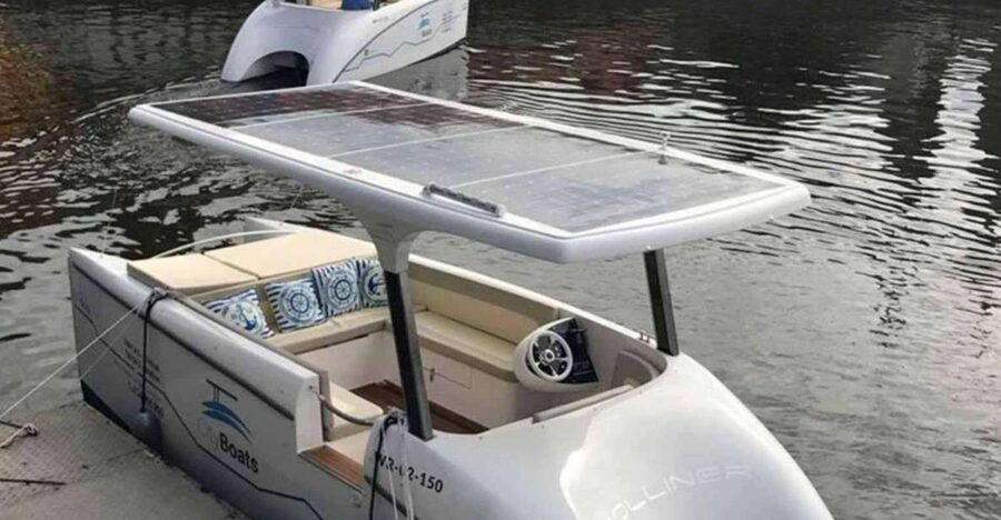 Wroclaw: City Walk and Cruise by Luxury Solar Catamaran - Starting beside Wroclaw’s Old Town Hall