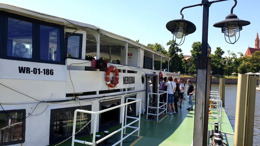 Wrocław: Long City Walk and River Cruise - Starting at Piwnica Świdnicka on Market Square