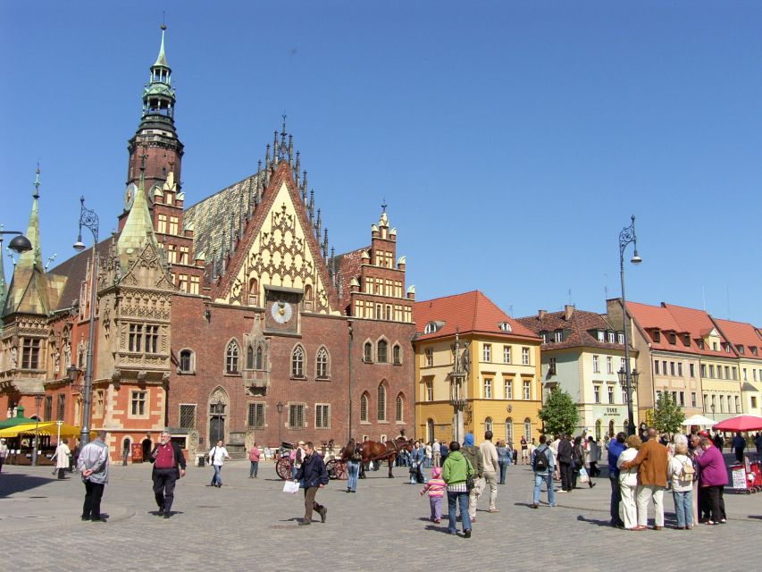 Wrocław: Long City Walk and River Cruise - Boarding at Przystań Kardynalska for a one-hour cruise