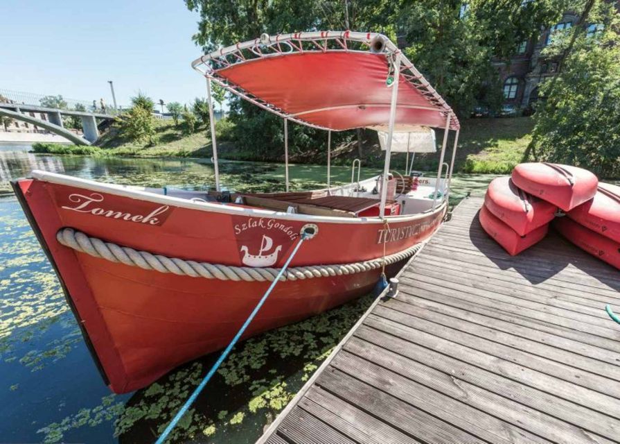 Wroclaw: Old City Walk and Cruise with Small Gondola - Starting beside Wrocław’s Old Town Hall
