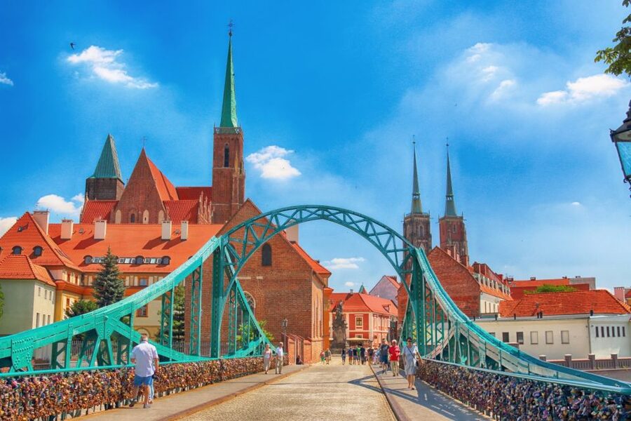 Wroclaw Old Town Highlights Private Walking Tour - Key points to know before booking