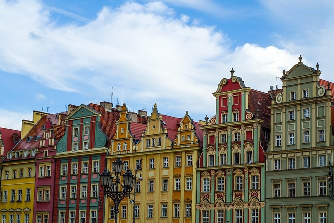 Wroclaw: Ostrow Tumski & Old Town Highlights Private Walking Tour - Churches, monuments, and a view from Ceglarski Bastion