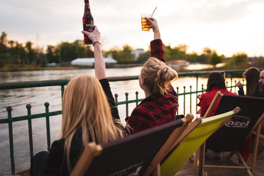 Wrocław: Polish Craft Beer Walking Tour with Tastings - A quick way into Wrocław’s drinking culture