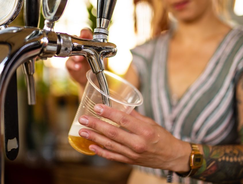 Wrocław: Polish Craft Beer Walking Tour with Tastings - First brasserie: begin with a full beer
