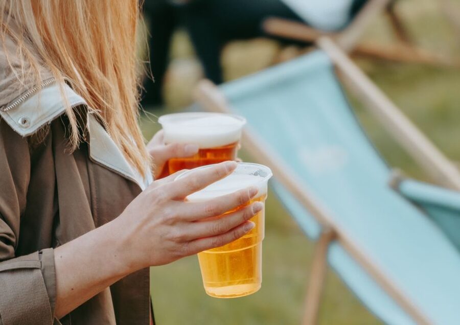 Wrocław: Polish Craft Beer Walking Tour with Tastings - Meeting the guide and starting the walk