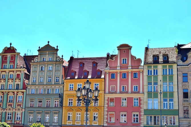 Wroclaw Private Custom Walking Tour With A Guide - Hala Targowa and Wrocław’s market tradition