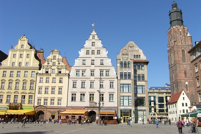 Wroclaw Private Guided Tour SHORT AND PROFESSIONAL. 2 pcs., 1 - 9 pers. - Wroclaw University and the Fencer Fountain