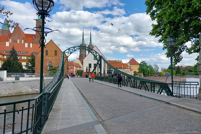 Wrocław’s Old Town: A Self-Guided History Tour - The Slaughtered Animals Monument and University of Wrocław