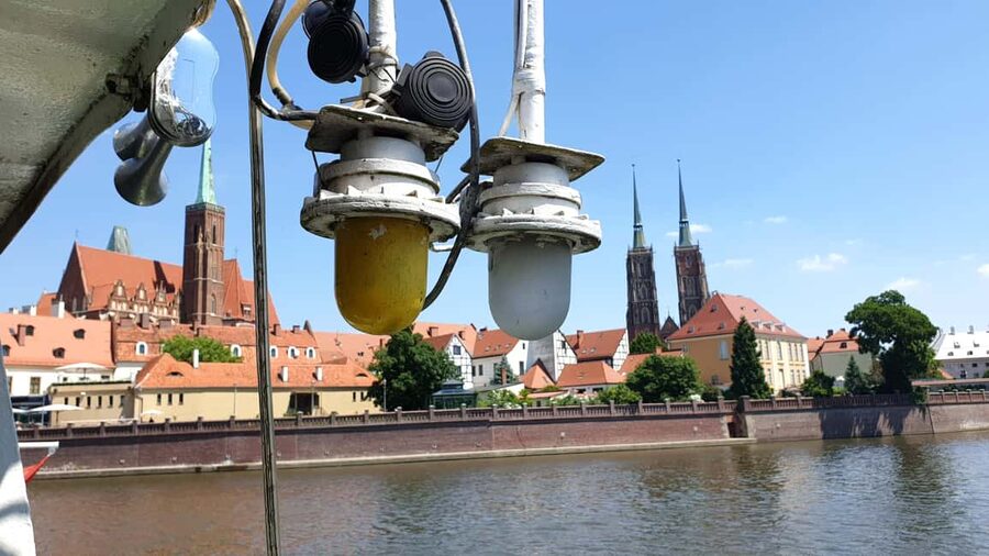 Wrocław: Short City Walk and Boat-Cruise - Where the tour ends and how to plan afterward