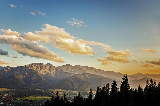 Zakopane and Tatras Mountains Day Tour from Krakow - Zakopane’s wooden style and Highlander identity