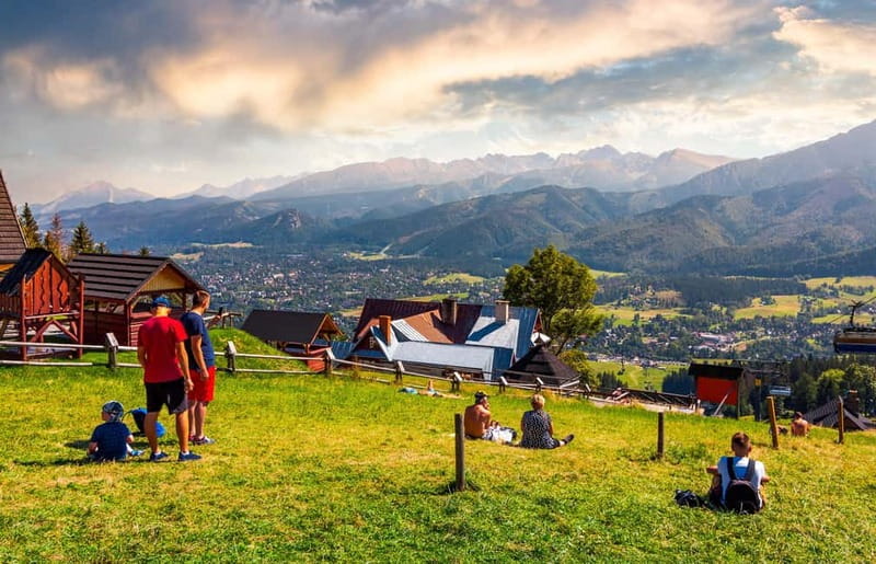Zakopane Tour with Thermal Baths – Day Trip from Krakow - Chochołów, wooden houses, and mountain cheese