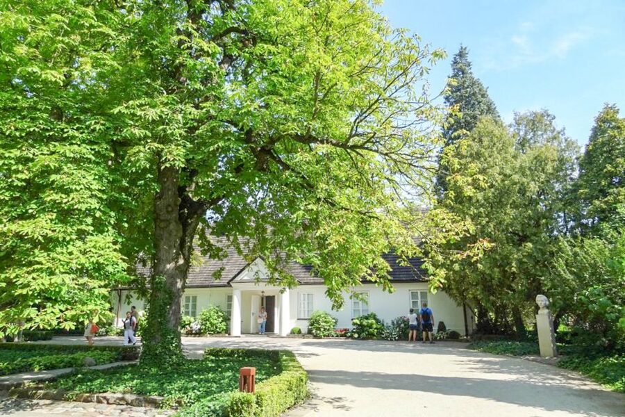 Zelazowa Wola: Frederic Chopin Half-Day Private Tour - Why Żelazowa Wola Matters to Chopin’s Story